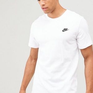 NIKE T- SHIRT